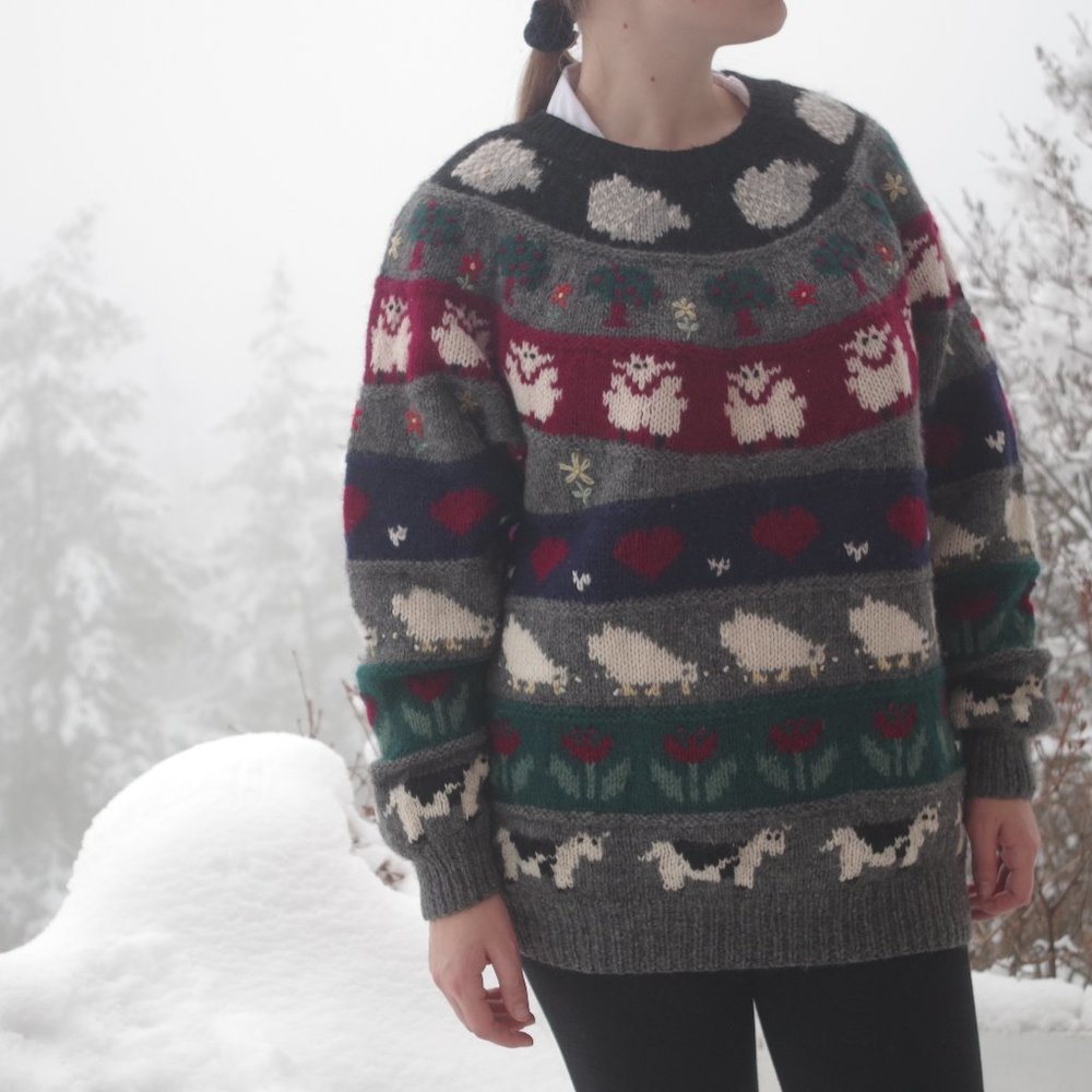 Great Vintage Sheep Sweater 100% Wool Shetland Made In Hong Kong